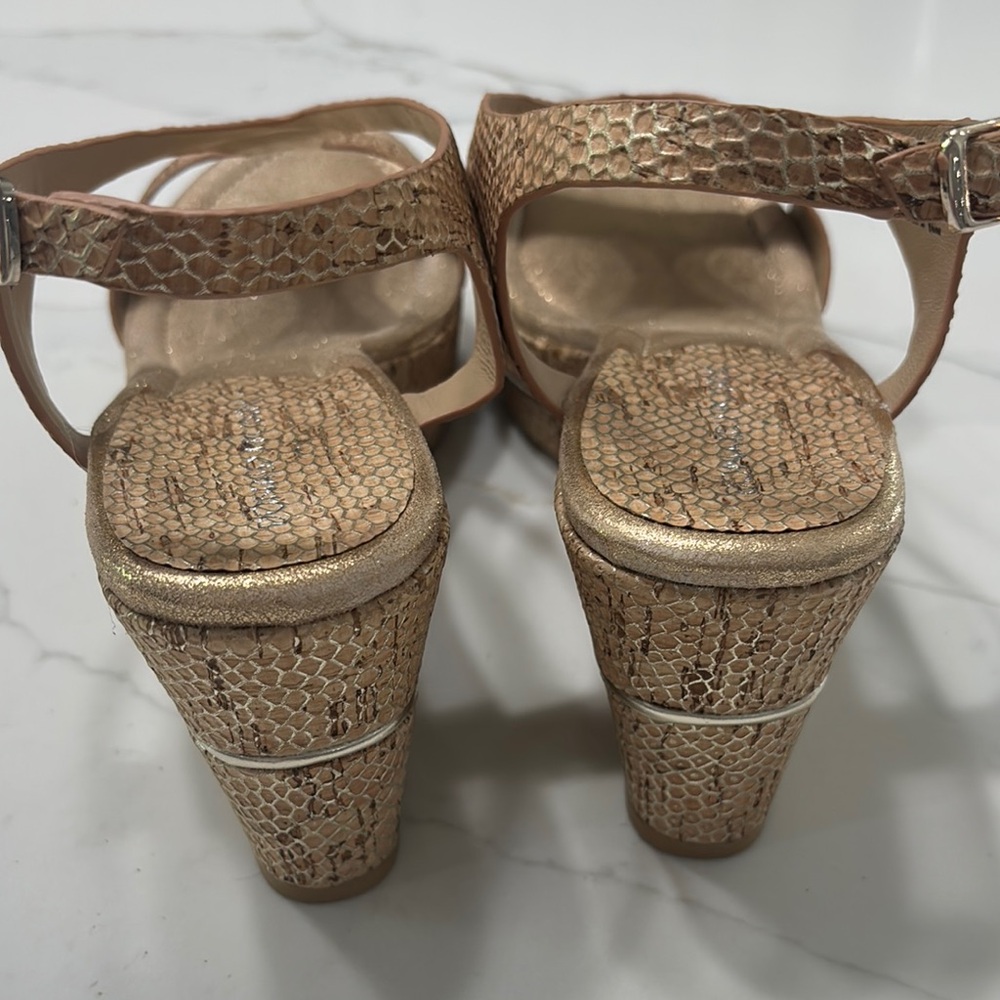 Donald J. Pliner Tan Wedge Shoes - Picture 7 of 17